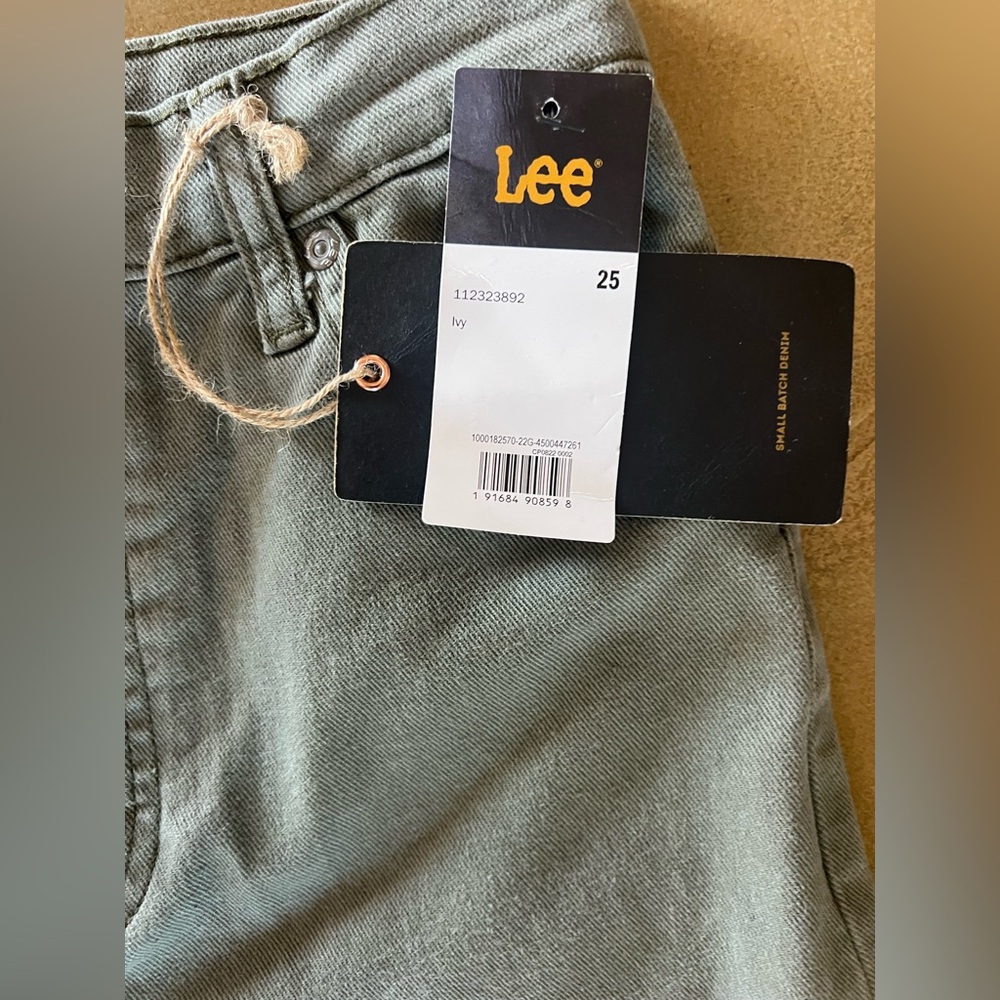 Lee Stella High Rise A-Line Jeans - Picture 4 of 6